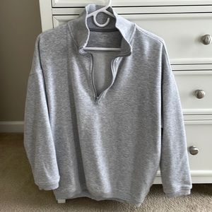 Arie sweatshirt xs